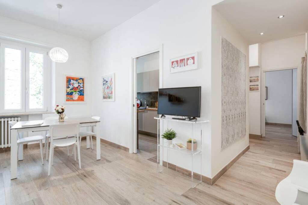Appartamento Ponte Vecchio-Newly restyled flat Firenze Esterno foto